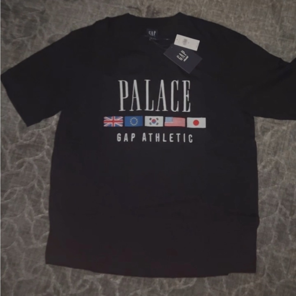 GAP Athletic Black T-Shirt